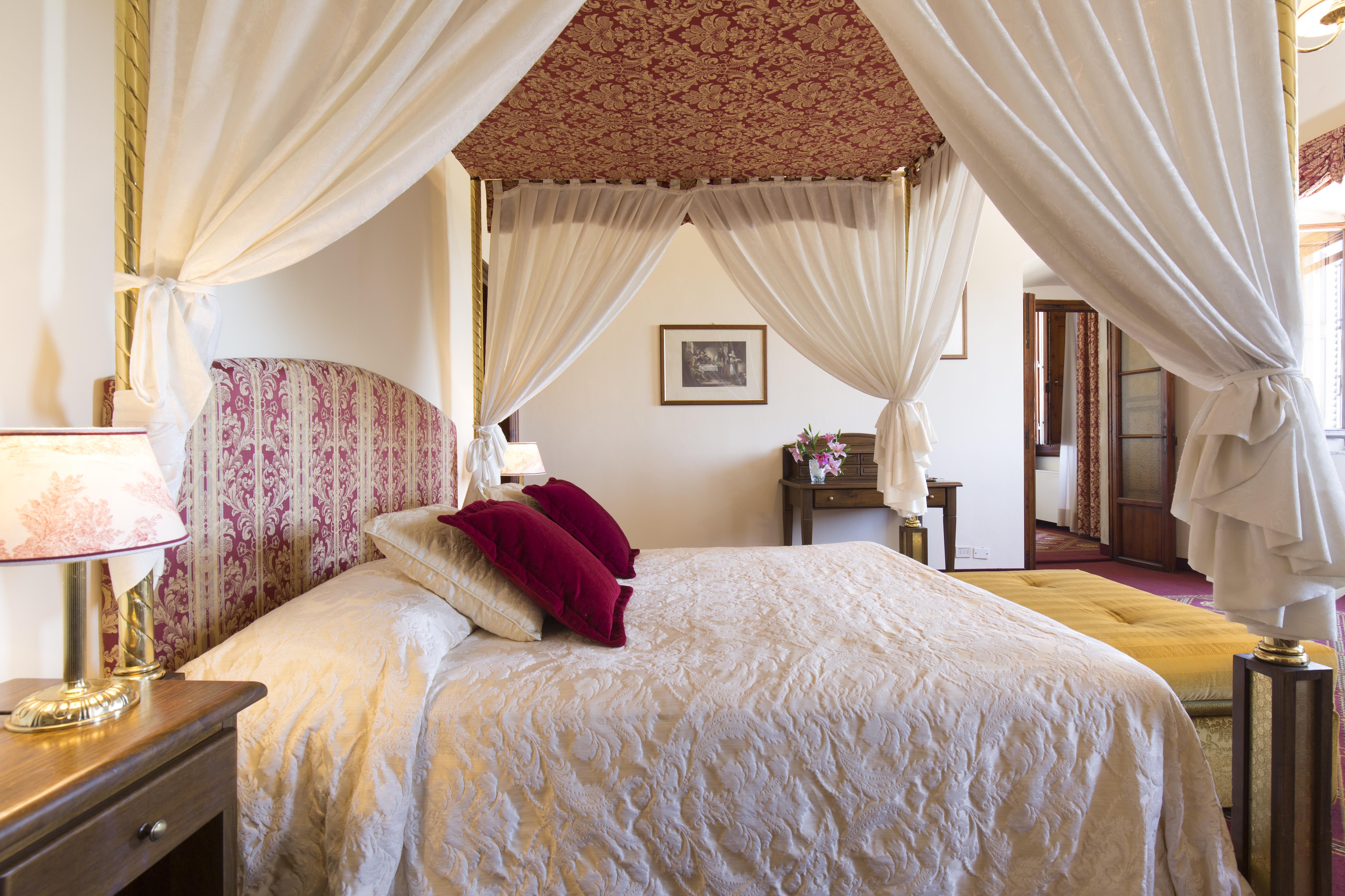 Villa Lecchi Hotel Wellness 콜레 발델사 외부 사진