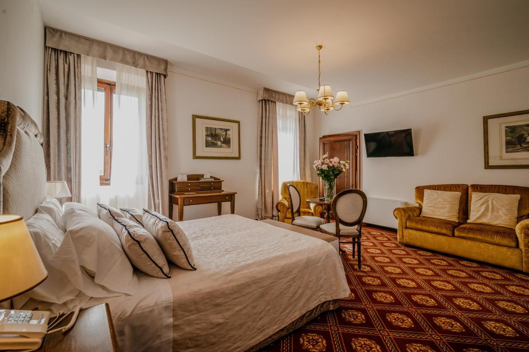 Villa Lecchi Hotel Wellness 콜레 발델사 외부 사진